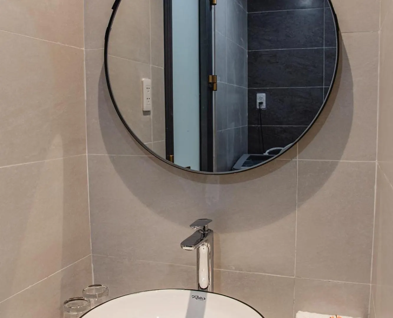 Laurel Danang Apartment  Da Nang